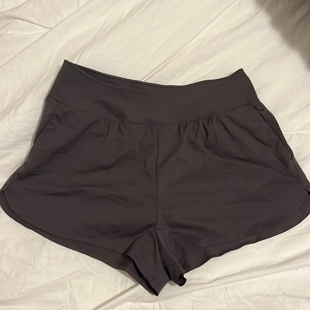 Uniqlo athletic shorts
